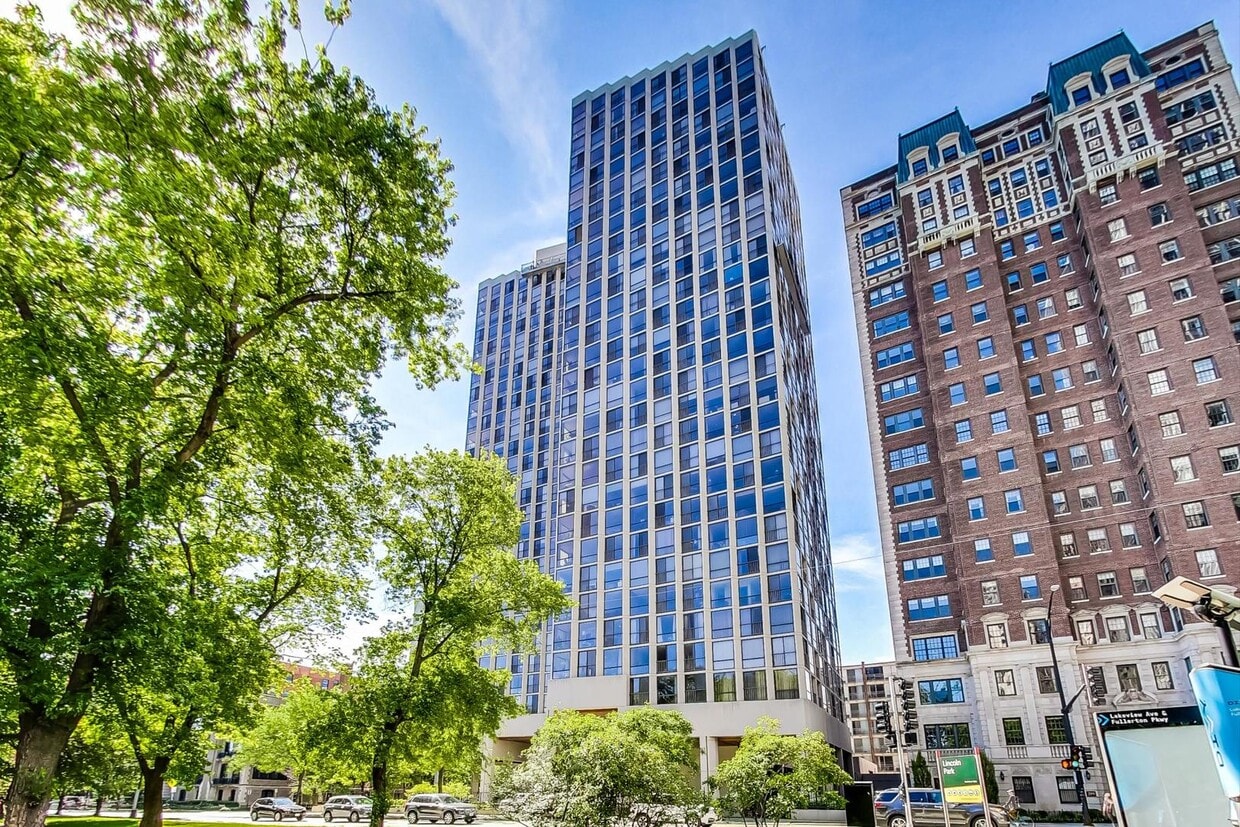 345 W Fullerton Pkwy Unit 1907, Chicago, IL 60614 Condo for Rent in