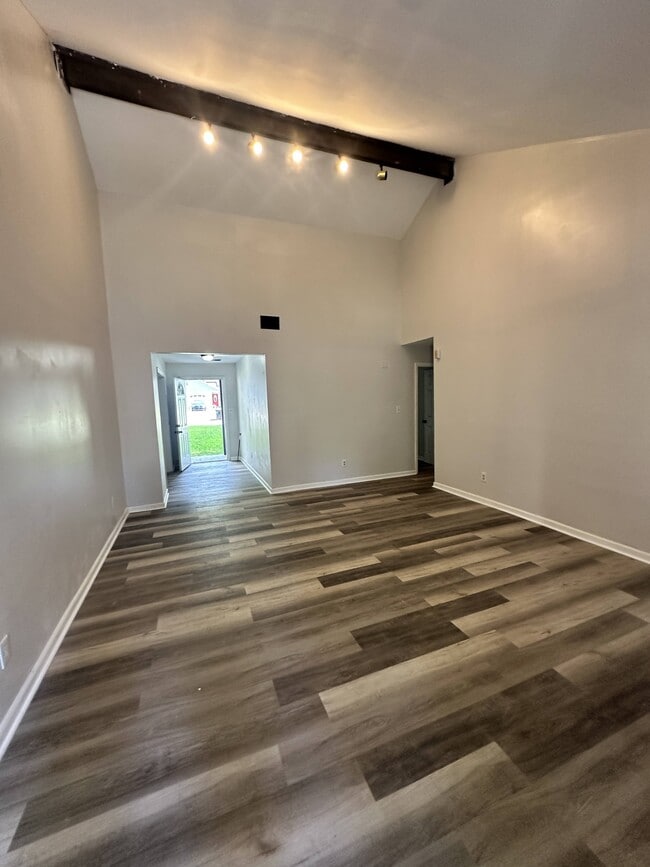 Building Photo - 9011 Liberty Ln