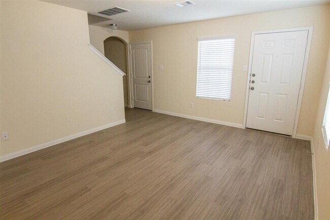 Building Photo - 952 Park Ridge Ct