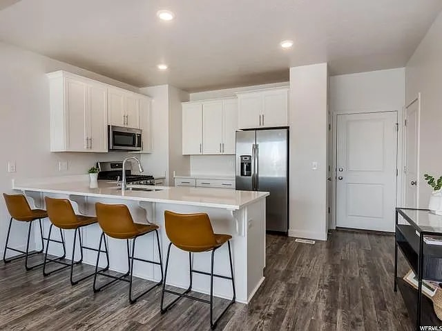 Building Photo - 988 Sapphire Peak Dr