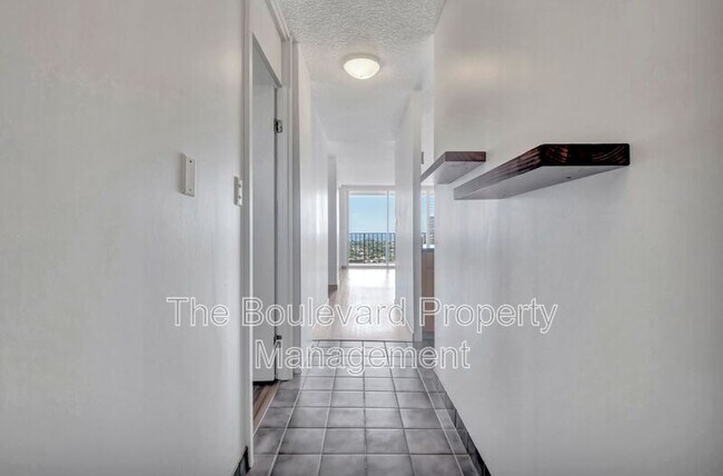 Foto del edificio - 4300 Waialae Ave