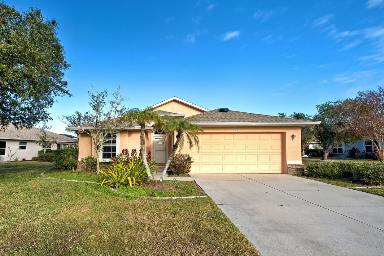 Primary Photo - 3BR/2BA/2CG Single Family Home in Lakeside...