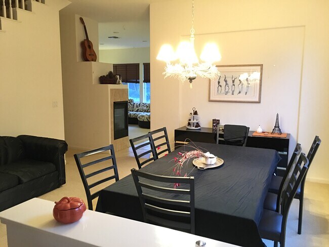Foto del edificio - 3342 Park Ridge Dr