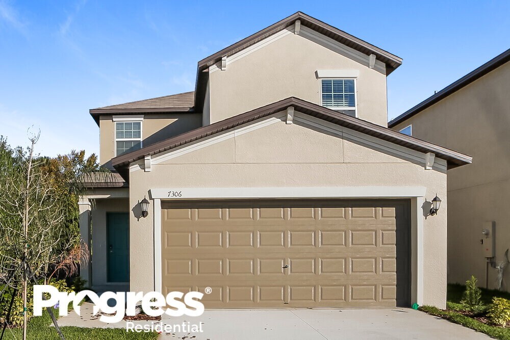 7306 Spring Snowflake Ave, Palm RiverClair Mel, FL 33619 House for