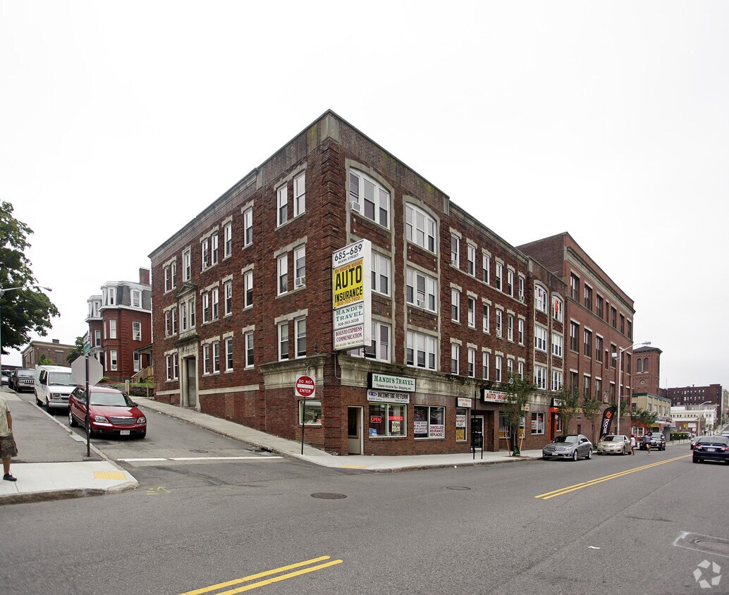 687 Main St, Worcester, MA 01610 Apartments in Worcester, MA