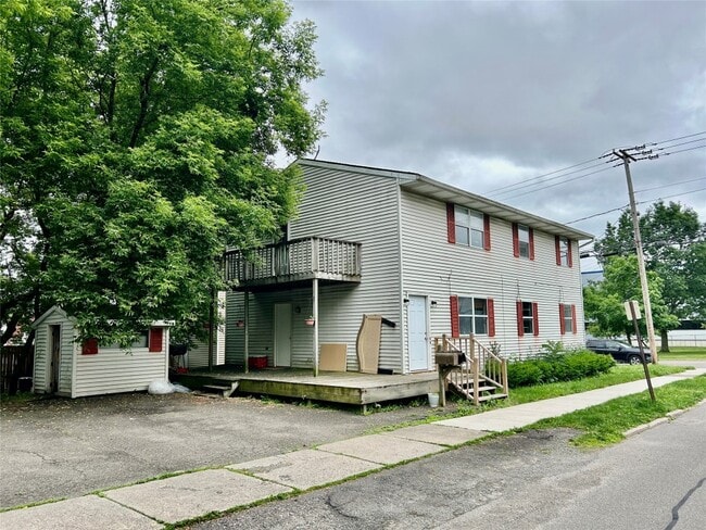Building Photo - 1701 Watson Blvd