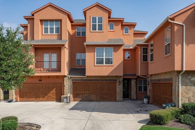 Photo - 2640 Venice Drive Unit 2 Townhome