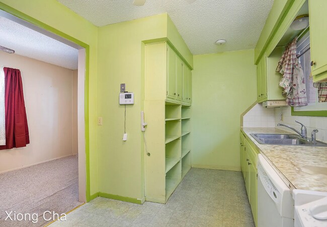 Building Photo - 3 br, 2 bath House - 316 E Primrose Ln