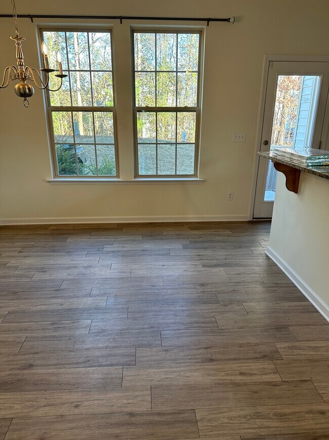 Building Photo - 1223 Garden Stone Dr