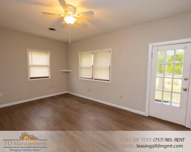 Foto del edificio - 3BR 1BA House close to Langley on Large Lot