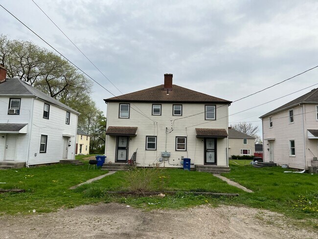 Building Photo - 1310-1312 E 25th Ave