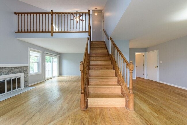 Building Photo - 66 S Stonington Dr