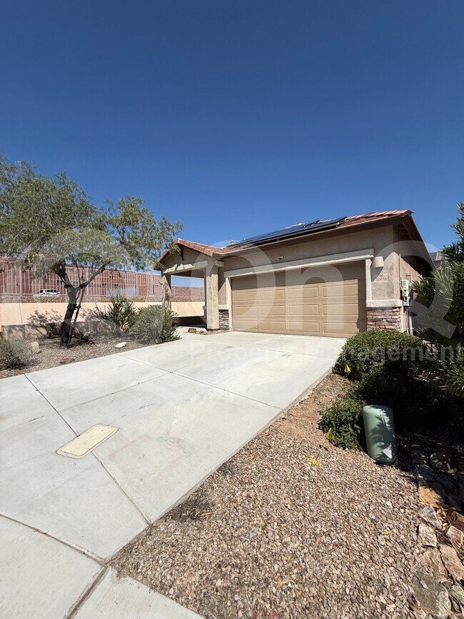 Building Photo - 16038 S Camino Casal