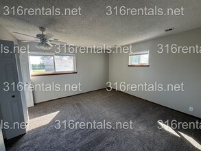 Building Photo - 717 Westhaven Dr
