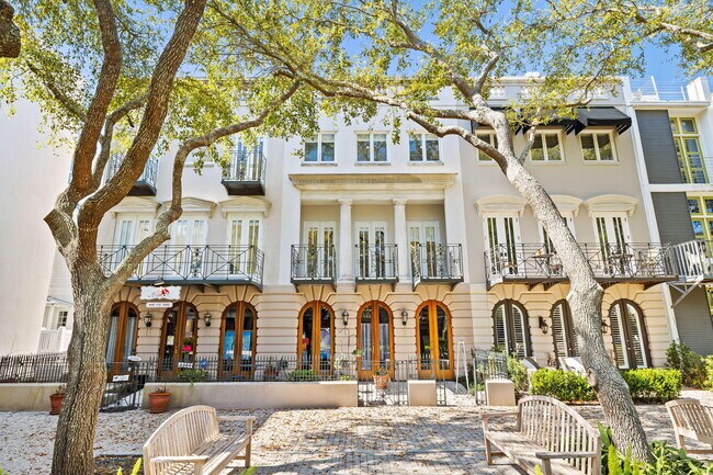 Building Photo - 202 W Ruskin Pl