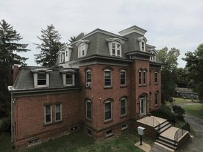 Building Photo - 11 Whitehill Terrace