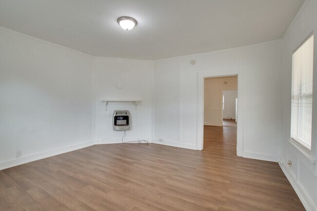 Foto del edificio - 3701-3703 Fairview St SW