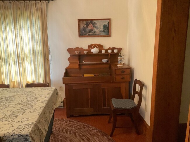 Foto del edificio - 11824 Meeting House Rd