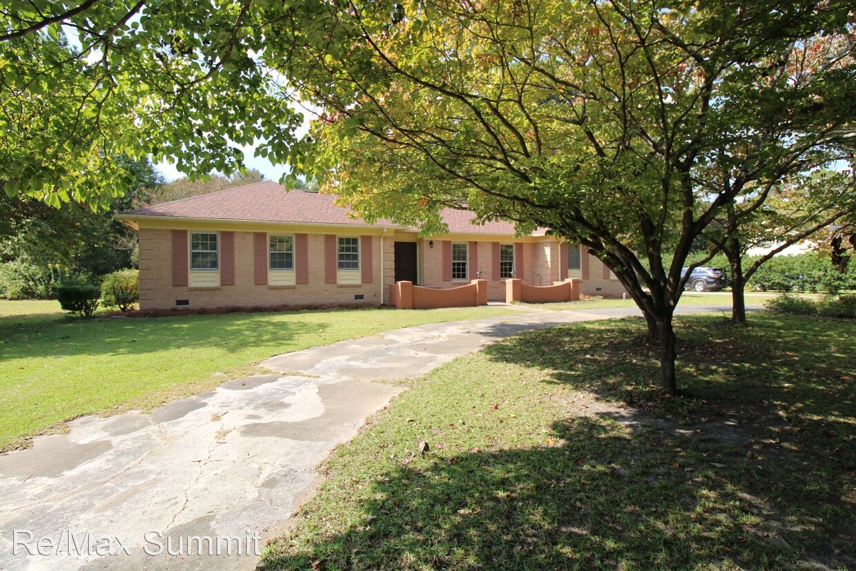 Primary Photo - 3 br, 2 bath House - 50 Aubrey Circle