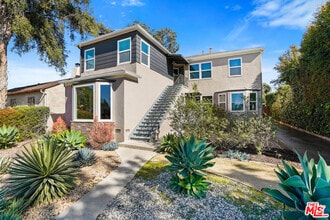 Building Photo - 1516 Stearns Dr