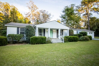Building Photo - 240 Adams Rd