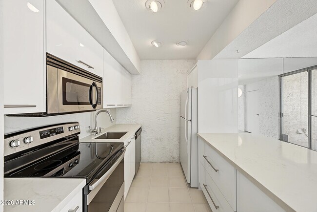 Foto del edificio - 4656 N 40th St