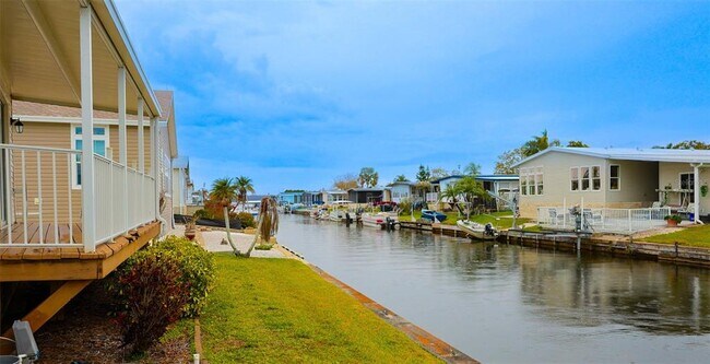 Foto del edificio - 248 Philadelphia Blvd