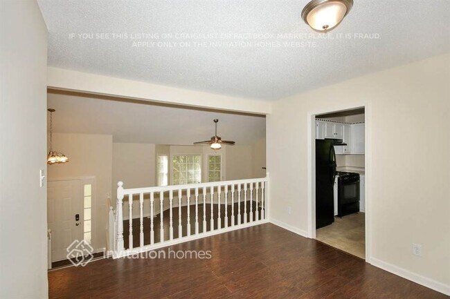 Foto del edificio - 43 Summer Glen Pl