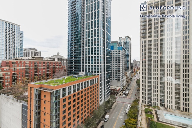 Foto del edificio - 1212 S Michigan Ave
