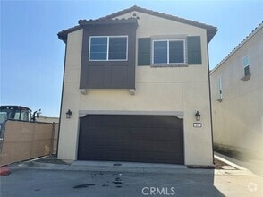 Building Photo - 401 Verna St