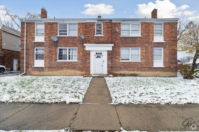 Building Photo - Puritan Apartments