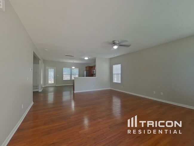 Building Photo - 625 Rook Rd