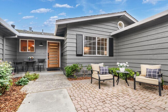 Building Photo - 1624 Trona Way