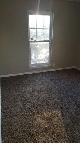 Building Photo - 711 Dondee Dr