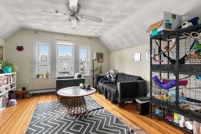 Foto del edificio - 739 Broadway