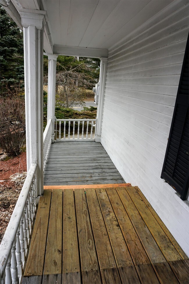 Foto del edificio - 84 Oak St