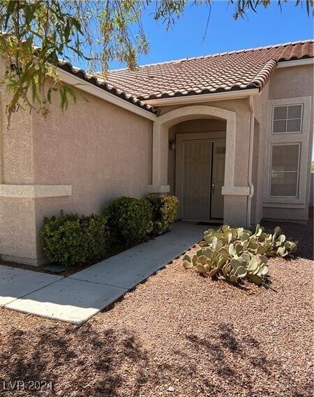 Building Photo - 1807 Desert Sage Ave