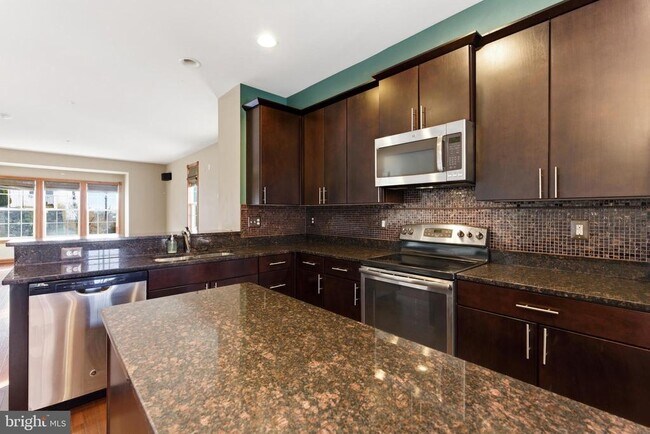 Foto del edificio - 4500 Fait Ave