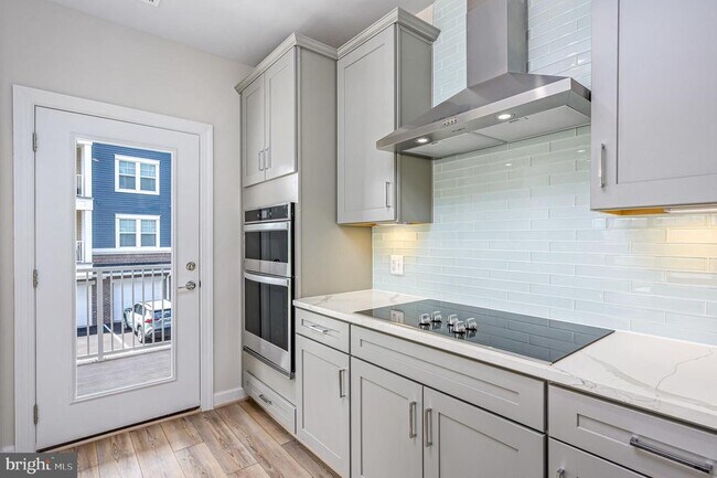 Building Photo - 21894 Hawksbill High Cir