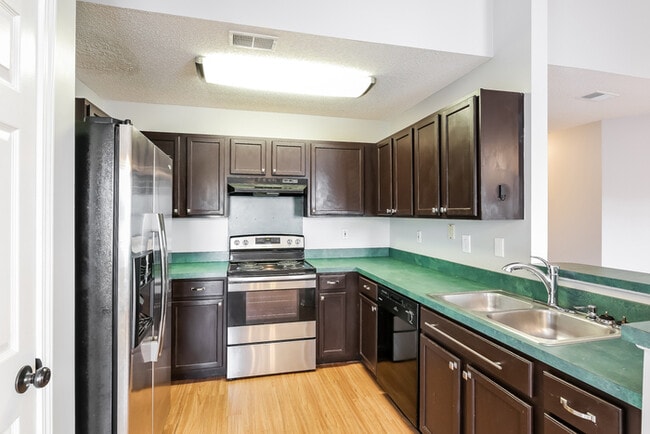 Foto del edificio - 313 Hampton Ridge Dr