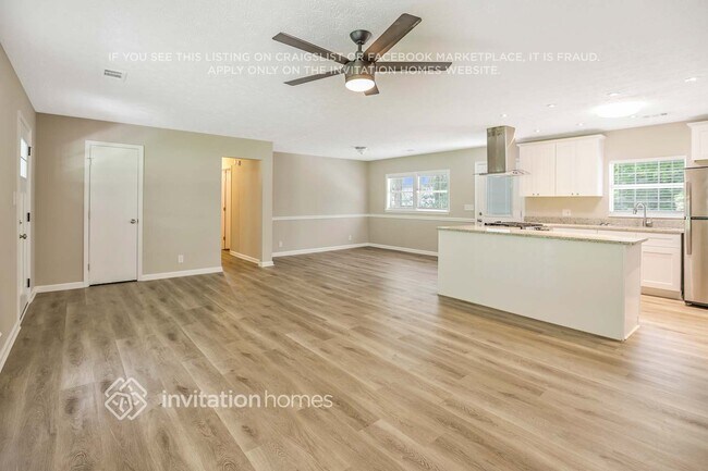 Building Photo - 1589 Mary Lou Ln SE