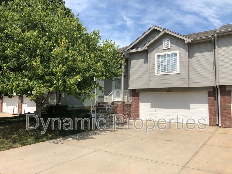 Primary Photo - 5031 N 144th Ave