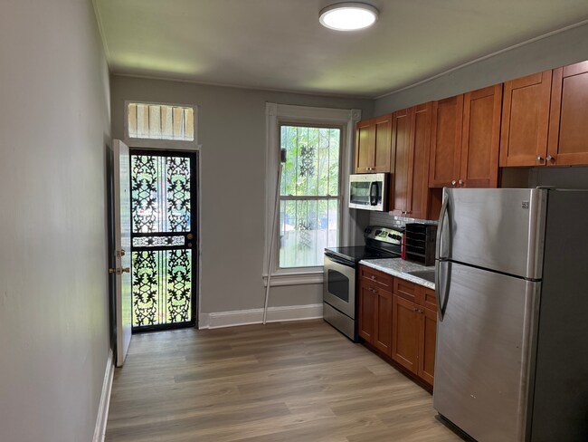 Foto del edificio - Cozy 1 Bedroom Studio Apartment in Charles Village Community