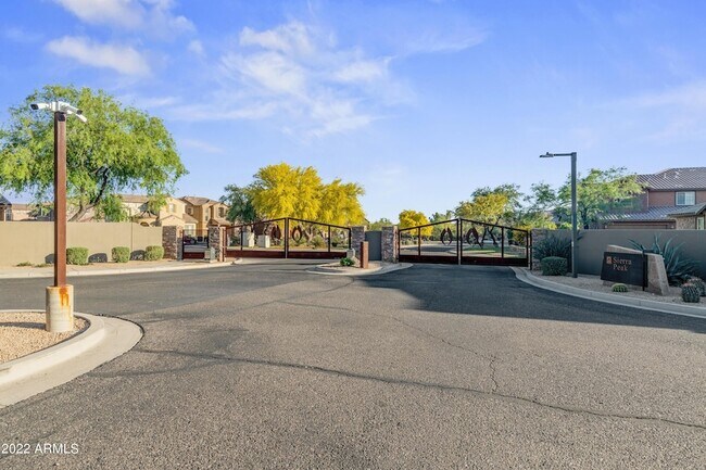 Foto del edificio - 3983 E Cat Balue Dr