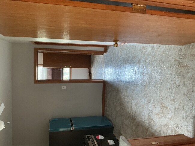 Foto del edificio - 1359 N Central Ave