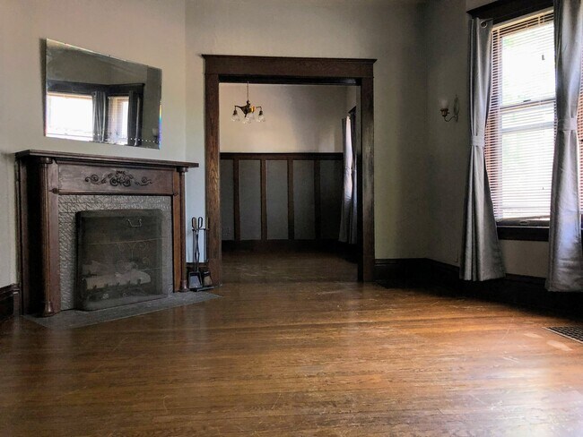 Foto del edificio - 318 Cherry St SE