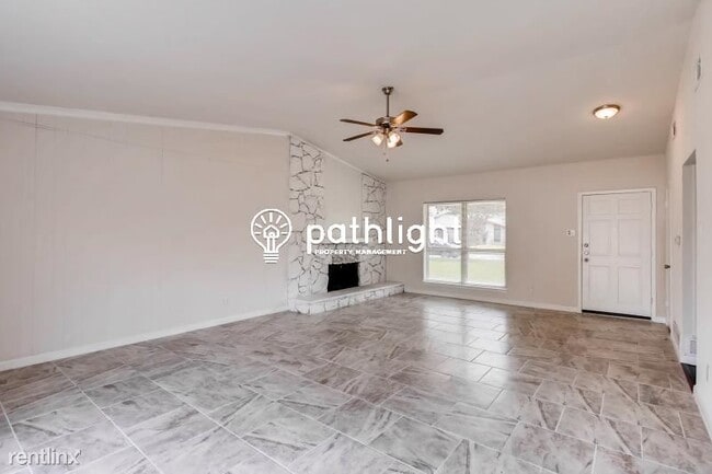 Building Photo - 3 br, 2 bath House - 1925 Steamboat Spring...