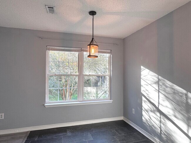 Foto del edificio - 4797 Old Mill Ct