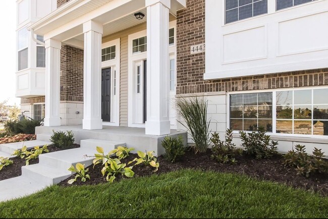 Building Photo - 4443 Monroe Ct