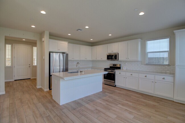 Foto del edificio - 4304 Limelight Wy